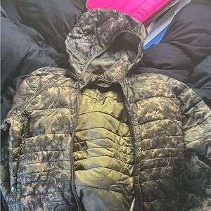 Abercrombie & Fitch Olive Camouflage Puffer Jacket